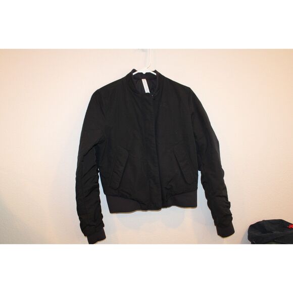 Lululemon size 4 womens down quilted reversible black jacket - Picture 3 of 14